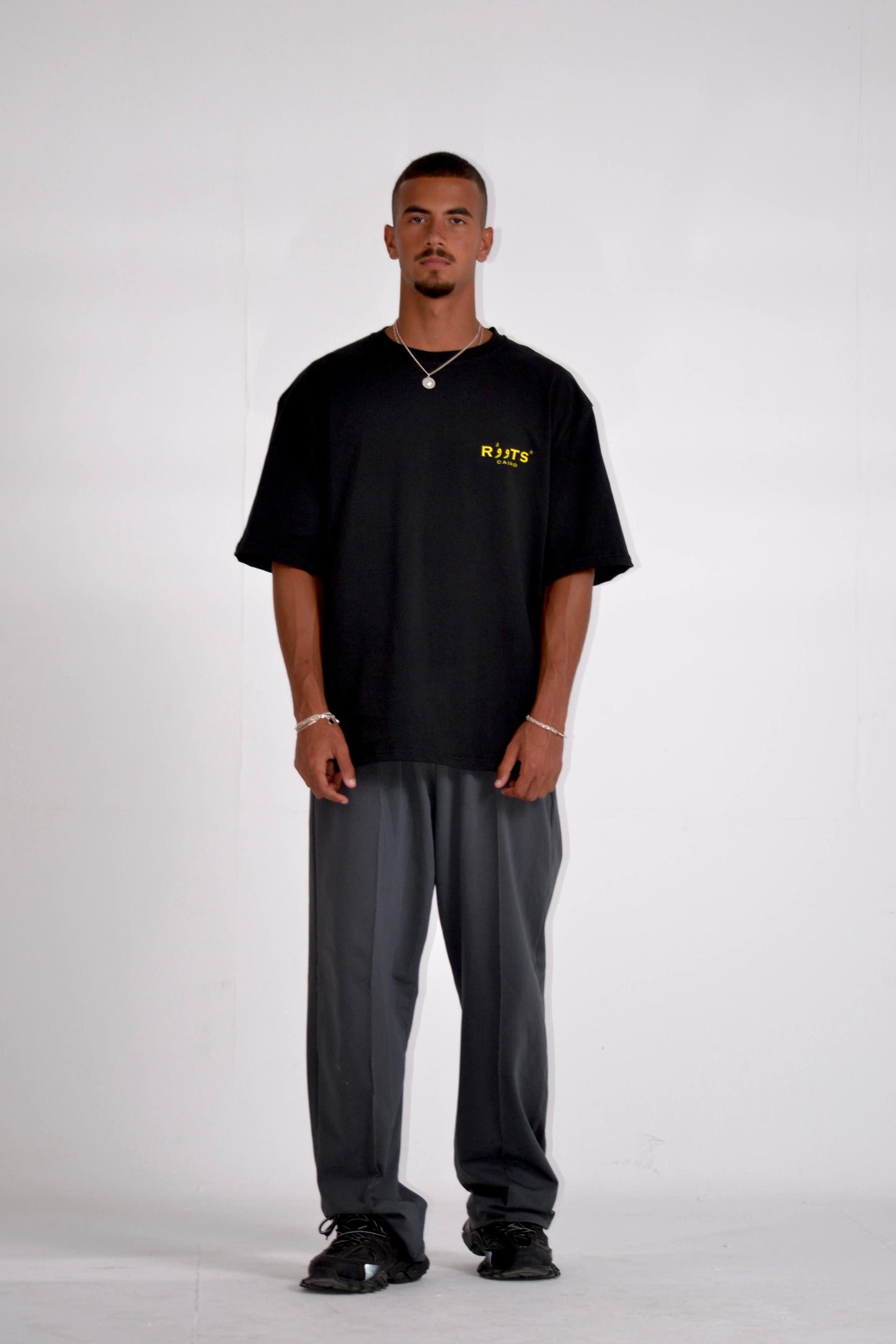 Far7et El Re7la black tee